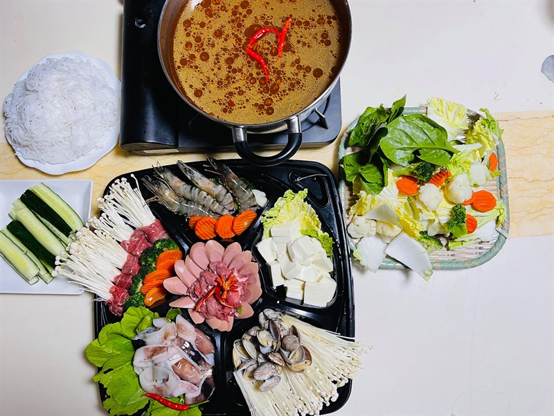 Lẩu ếch măng cay